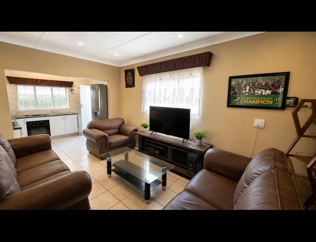 5 BEDROOM HOUSE FOR SALE IN REGENTS PARK